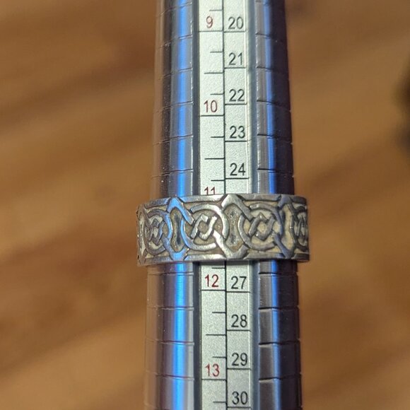 Celtic Knot Ring Sterling Silver Wedding Wide Labyrinth Etched Trinity Band 11.5 - Picture 2 of 8